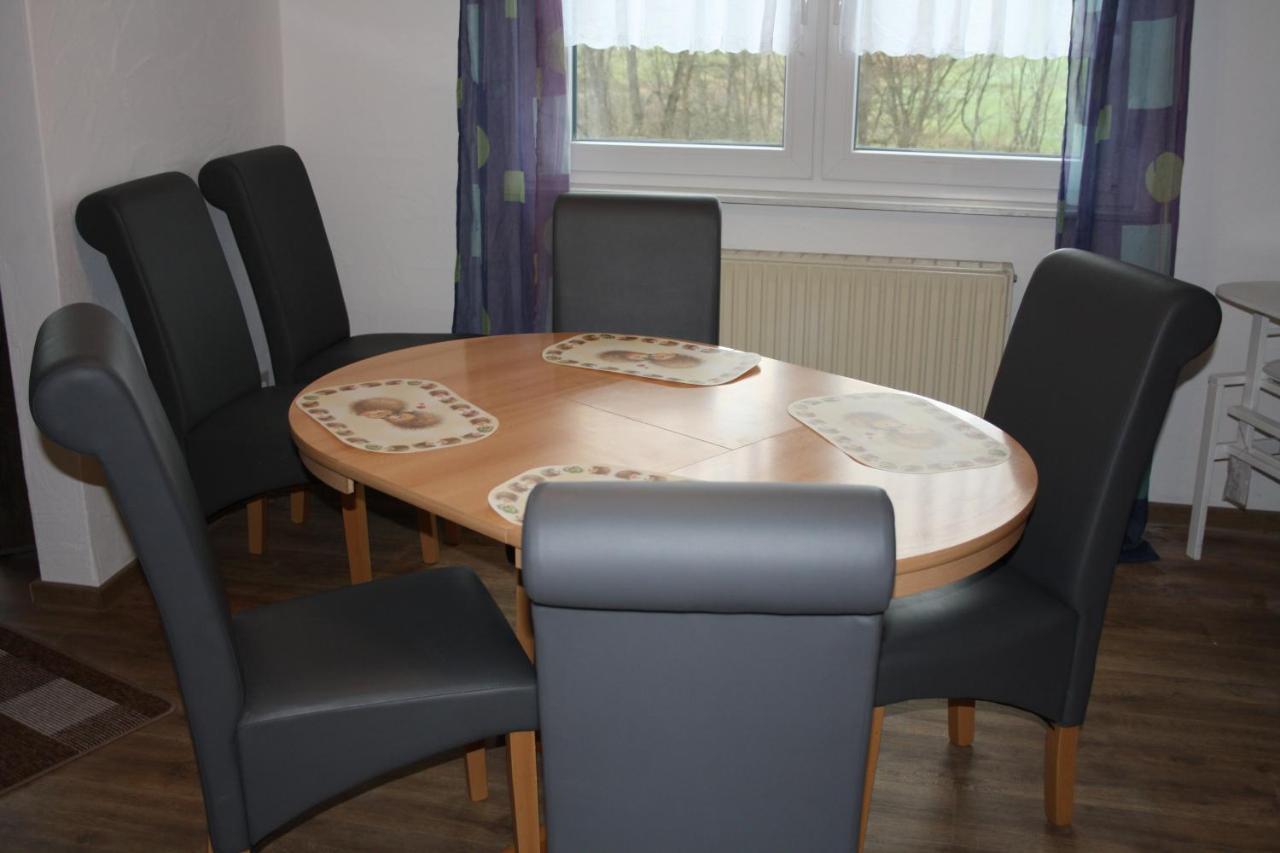 Chiaras Ferienwohnung Heusweiler エクステリア 写真