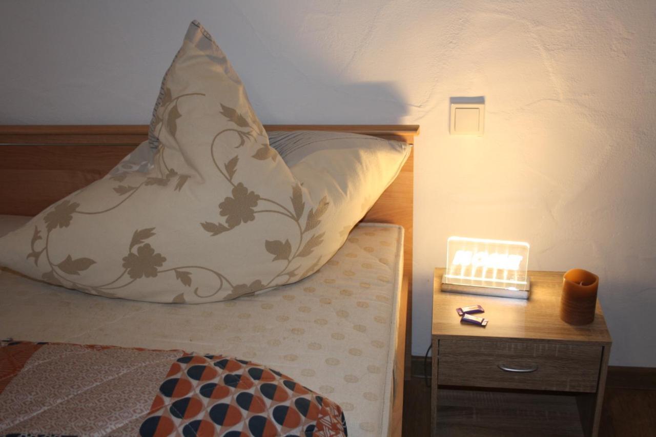 Chiaras Ferienwohnung Heusweiler エクステリア 写真