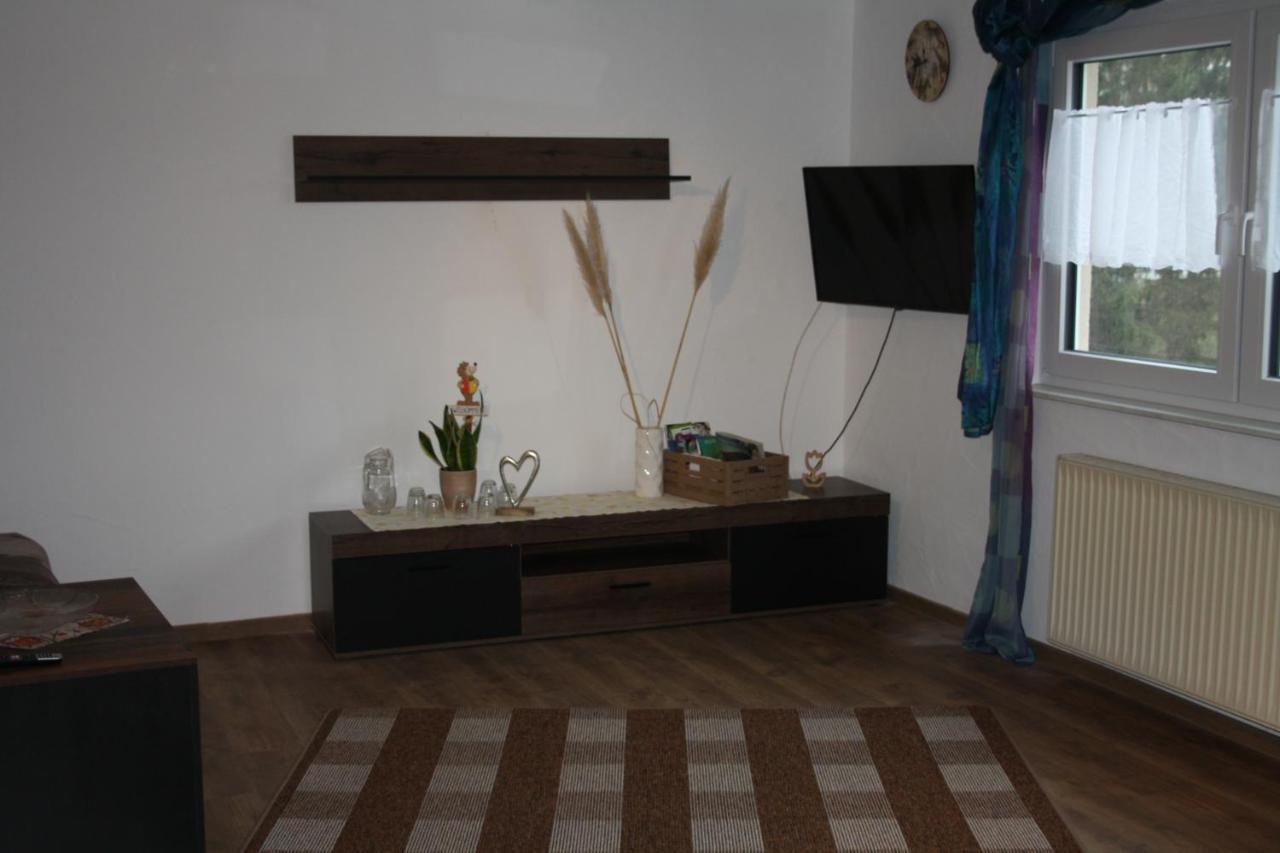 Chiaras Ferienwohnung Heusweiler エクステリア 写真