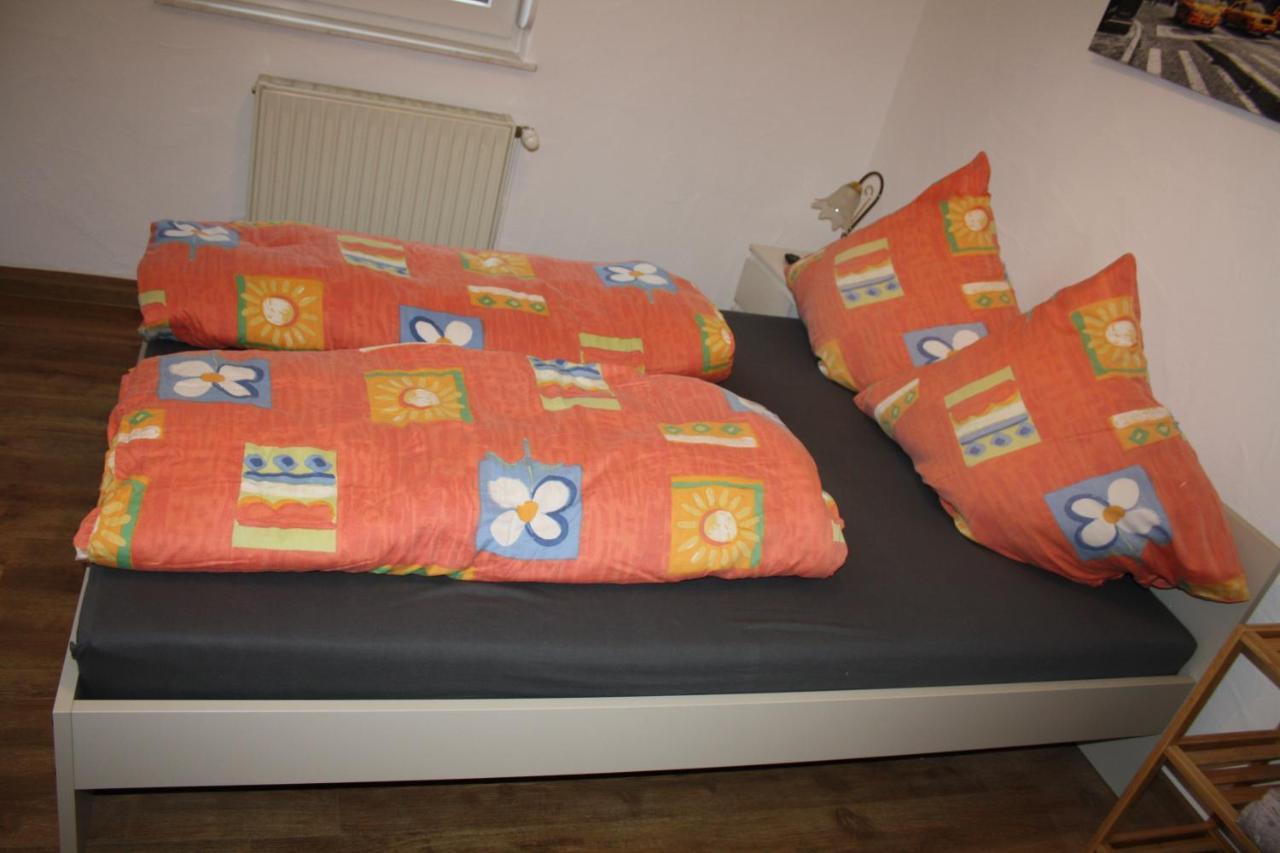 Chiaras Ferienwohnung Heusweiler エクステリア 写真